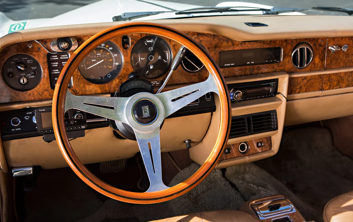 1982 Rolls-Royce Corniche Series I - Image 18 of 31