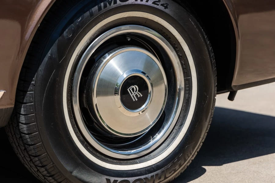 1982 Rolls-Royce Corniche Series I - Image 16 of 31