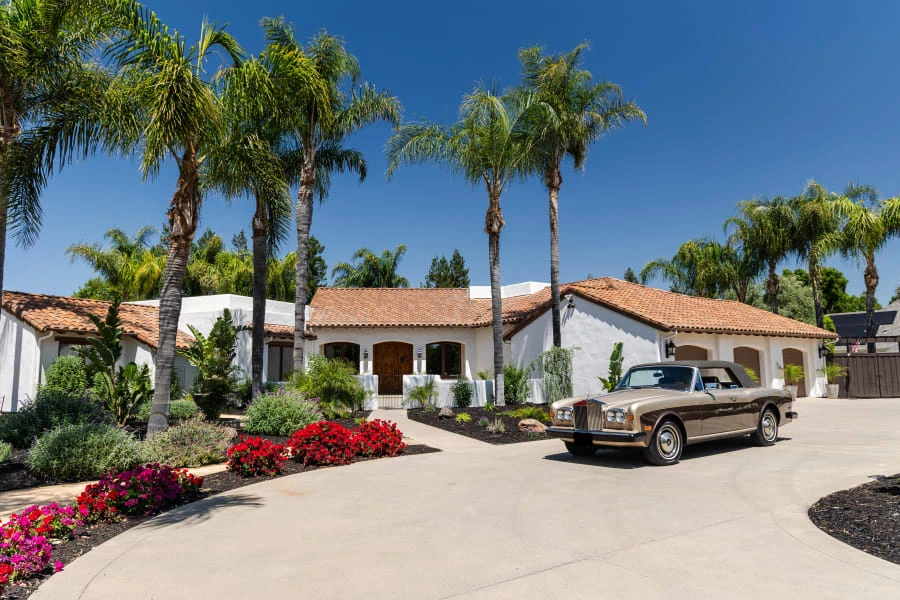 1982 Rolls-Royce Corniche Series I - Image 11 of 31
