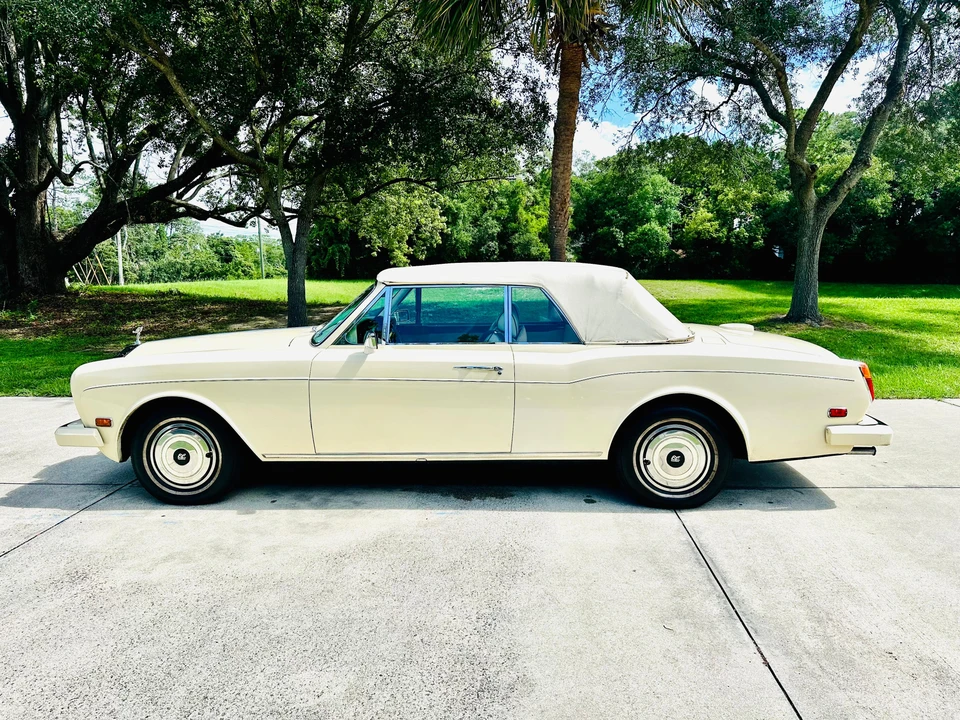 1982 Rolls-Royce Corniche Series I - Image 20 of 31