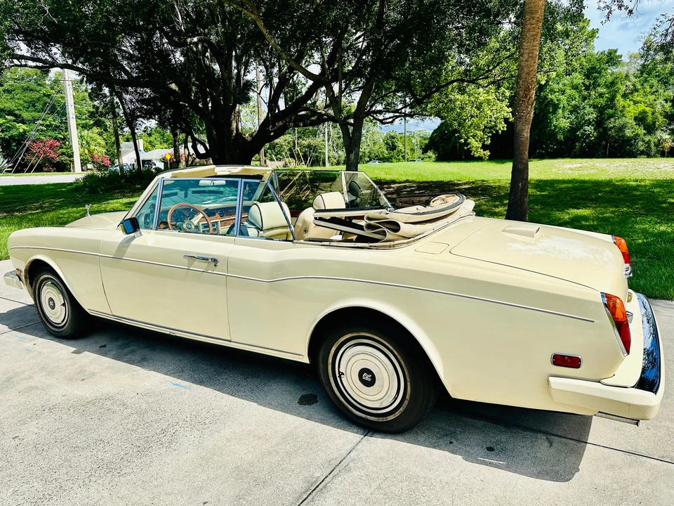 1982 Rolls-Royce Corniche Series I - Image 8 of 31