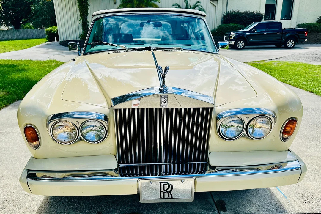 1982 Rolls-Royce Corniche Series I - Image 2 of 31