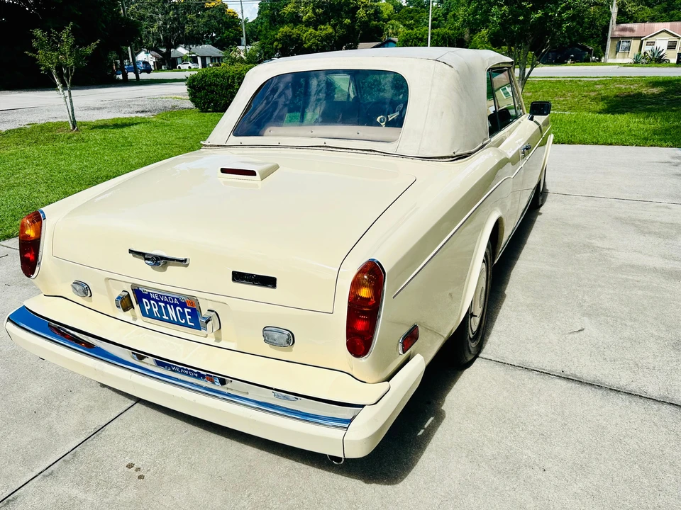 1982 Rolls-Royce Corniche Series I - Image 23 of 31