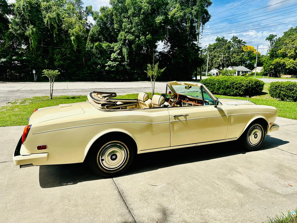 1982 Rolls-Royce Corniche Series I - Image 12 of 31