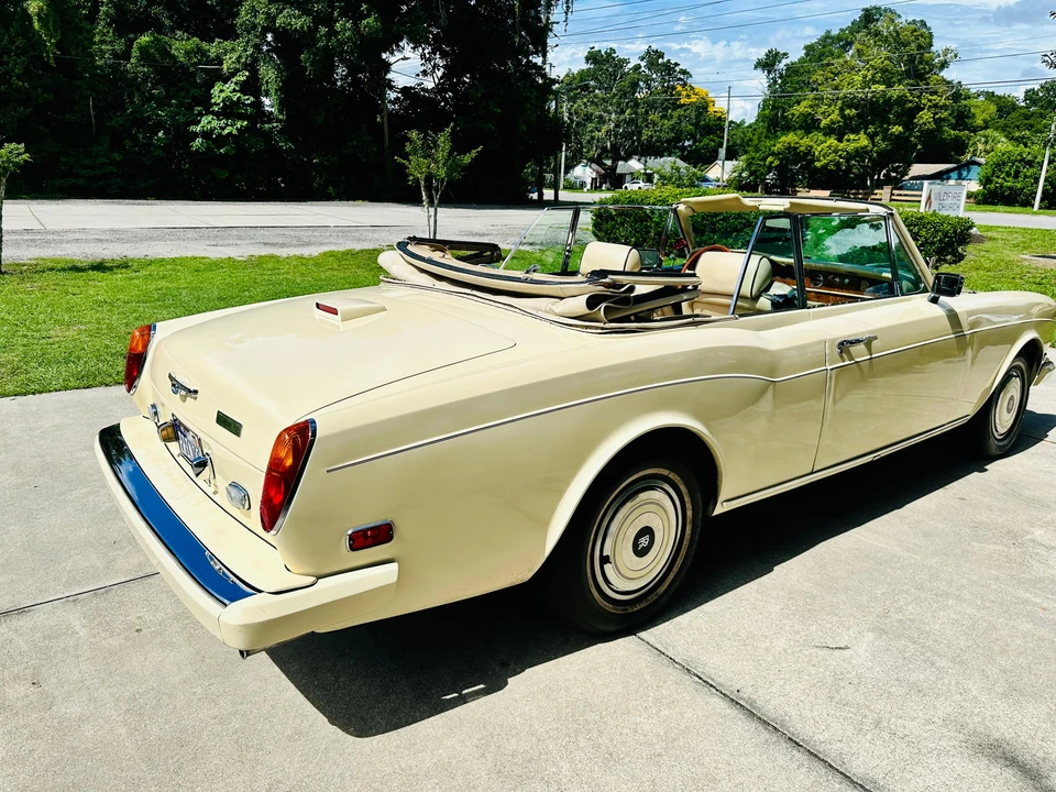 1982 Rolls-Royce Corniche Series I - Image 11 of 31