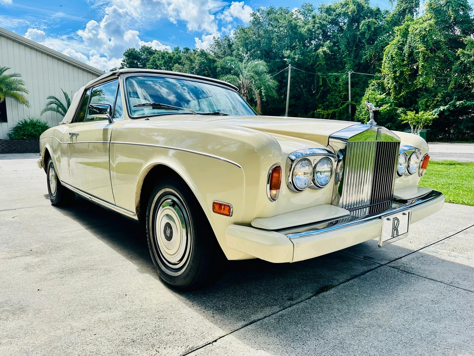 1982 Rolls-Royce Corniche Series I - Image 27 of 31