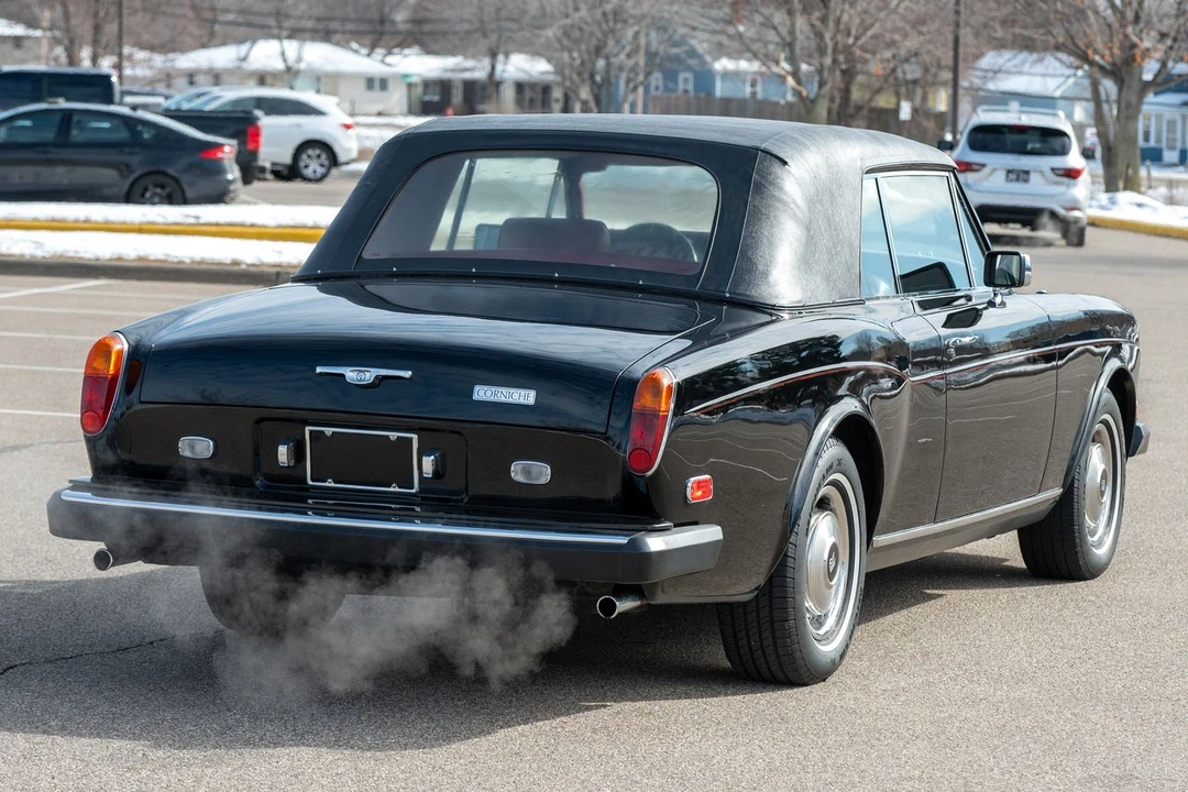 1982 Rolls-Royce Corniche Series I - Image 7 of 16