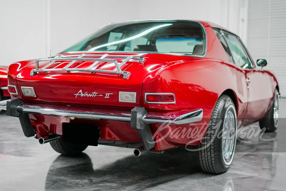 1982 Studebaker Avanti - Image 5 of 15