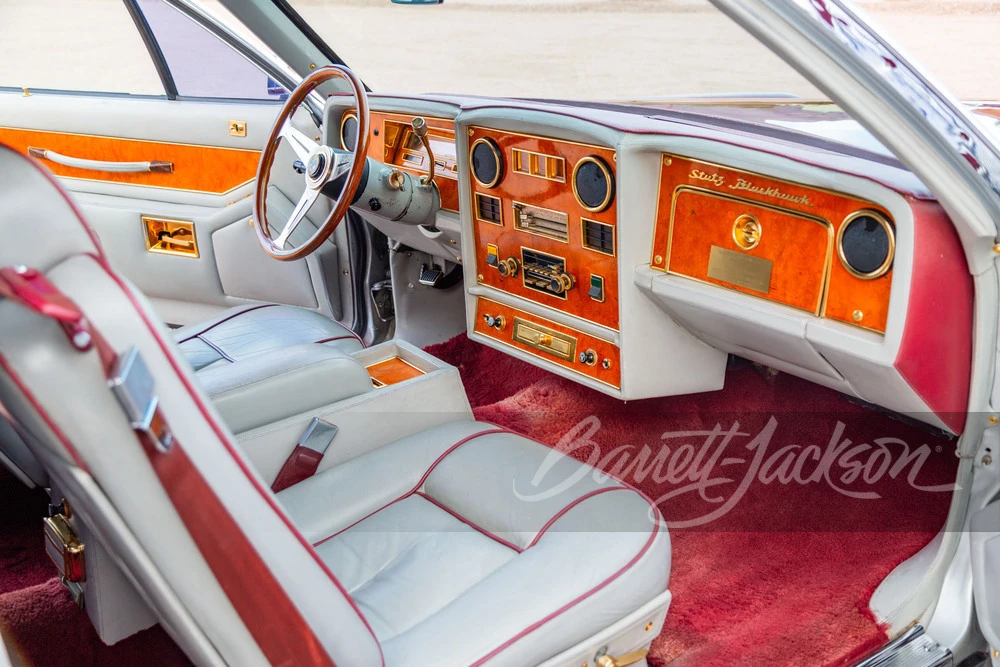 1982 Stutz Blackhawk - Image 4 of 15
