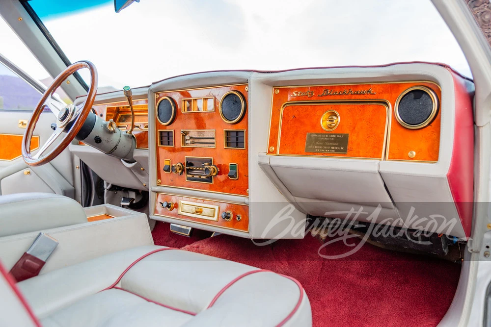 1982 Stutz Blackhawk - Image 7 of 15
