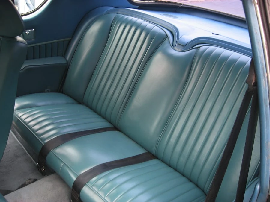 1982 Studebaker Avanti - Image 6 of 8