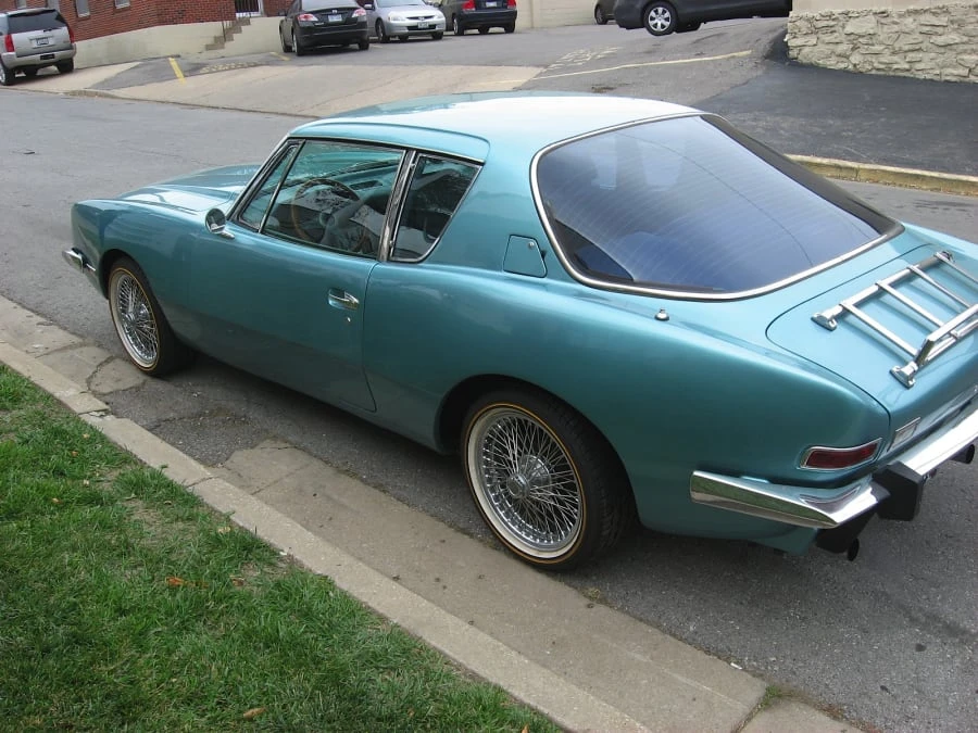 1982 Studebaker Avanti - Image 7 of 8