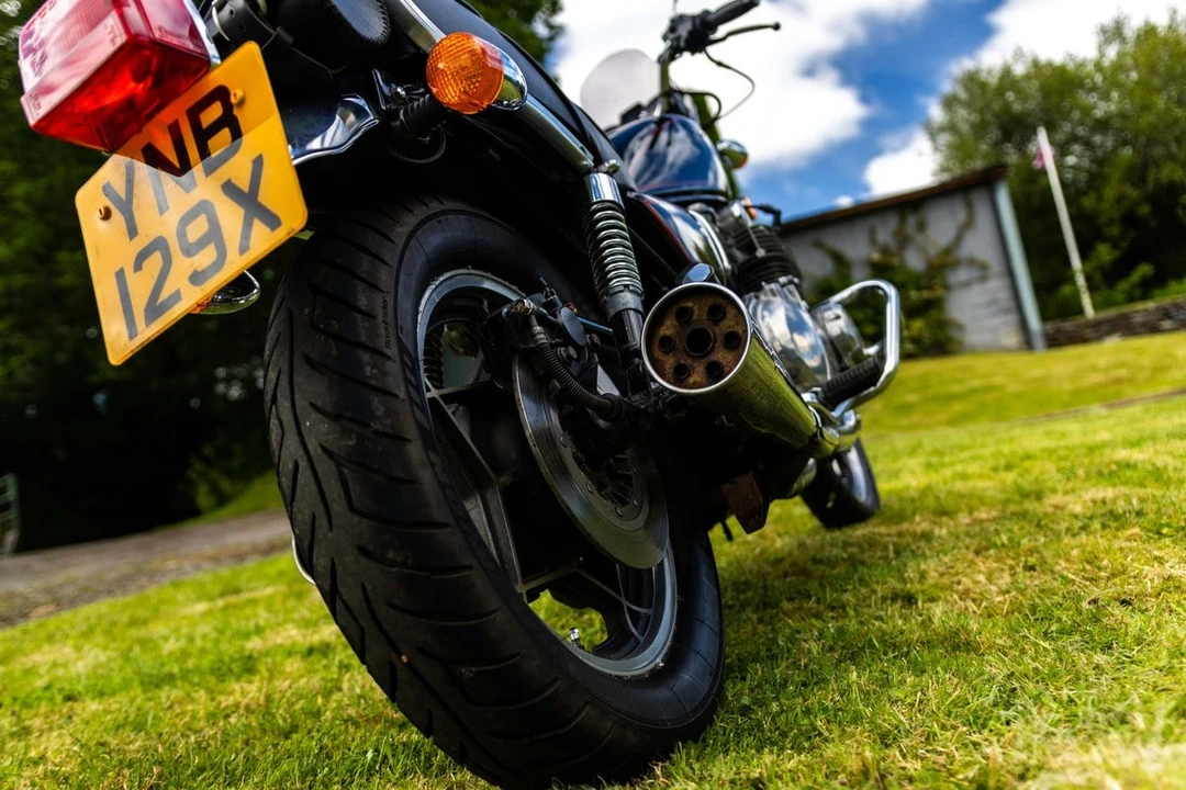1982 Suzuki GS - Image 29 of 30