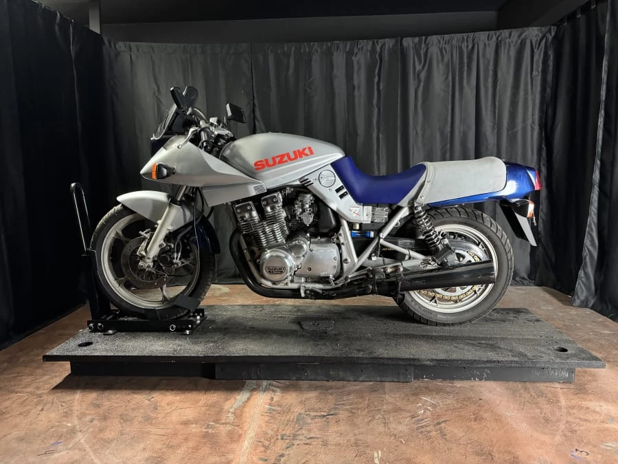 1982 Suzuki - Image 2 of 10
