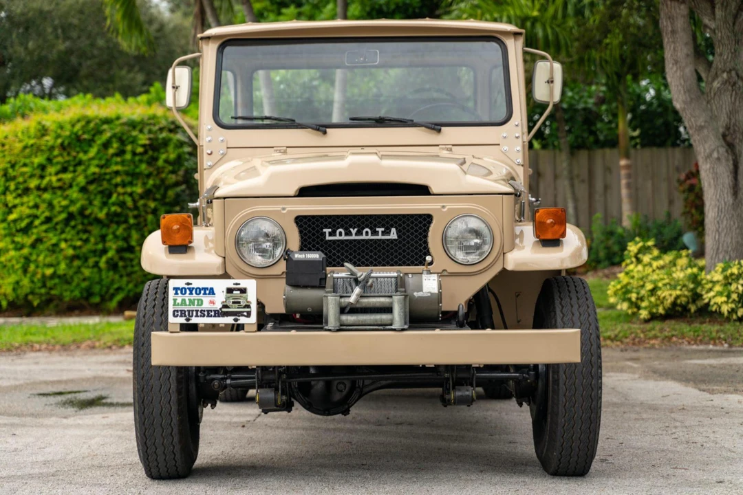 1982 Toyota Bandeirante - Image 2 of 31