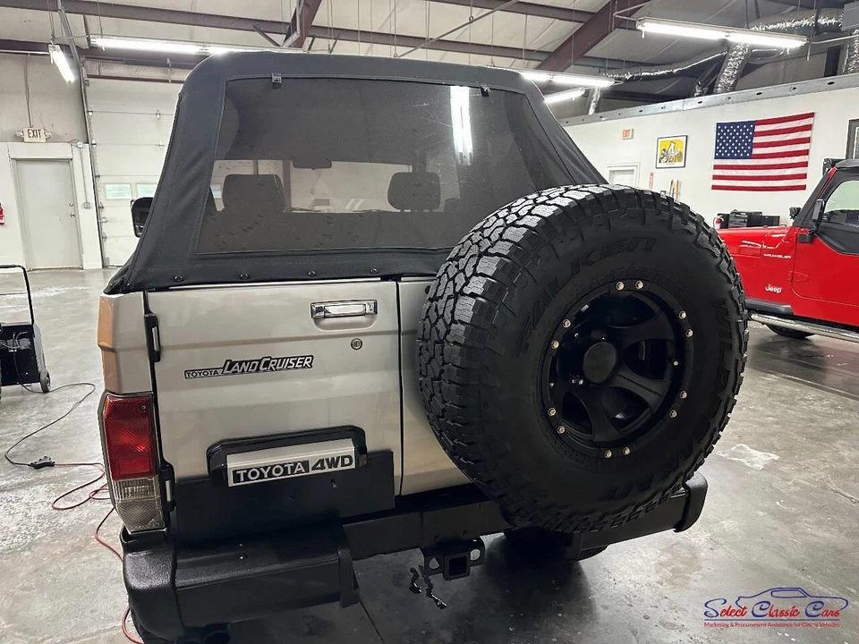 1982 Toyota J40 Land Cruiser - Image 10 of 13