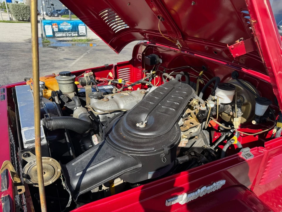 1982 Toyota Land Cruiser - Image 9 of 31