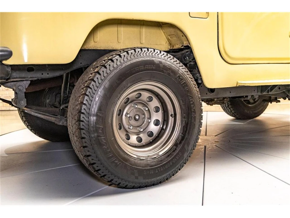 1982 Toyota J40 Land Cruiser - Image 17 of 31