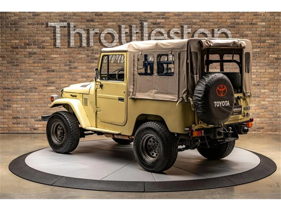 1982 Toyota J40 Land Cruiser - Image 9 of 31