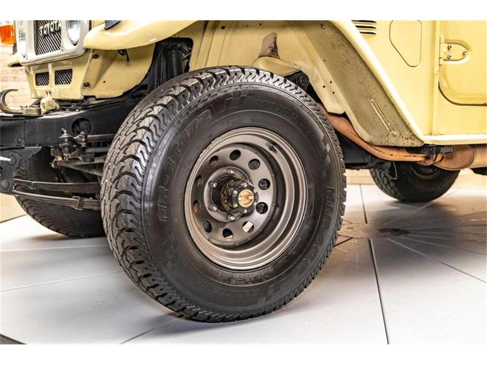 1982 Toyota J40 Land Cruiser - Image 15 of 31