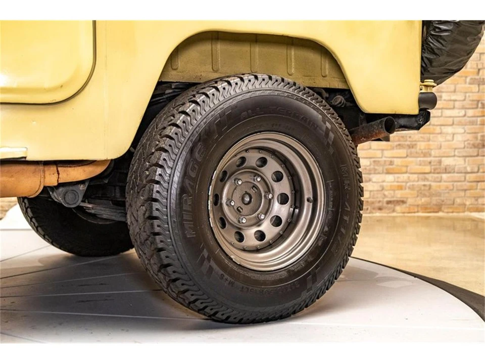 1982 Toyota J40 Land Cruiser - Image 16 of 31