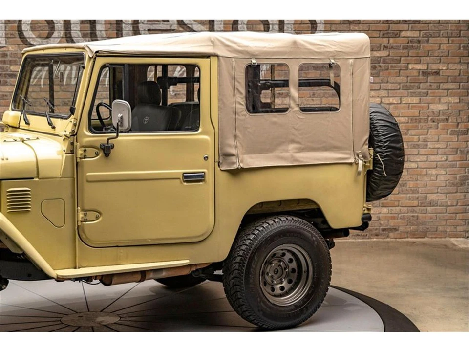 1982 Toyota J40 Land Cruiser - Image 12 of 31