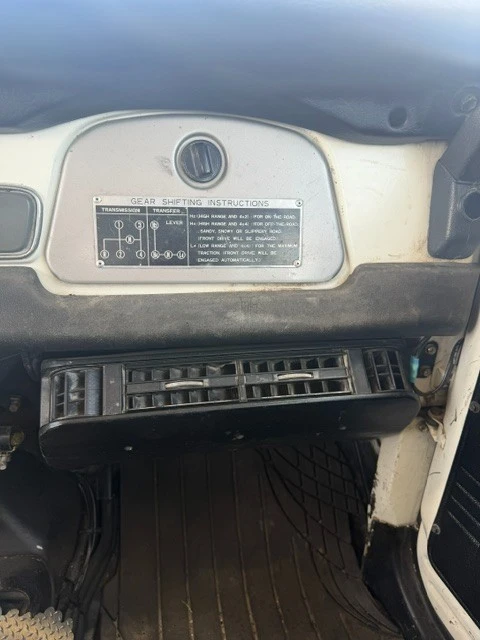 1982 Toyota J40 Land Cruiser - Image 10 of 16