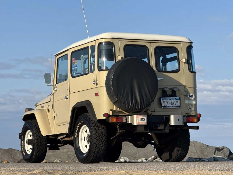 1982 Toyota J40 Land Cruiser - Image 12 of 31