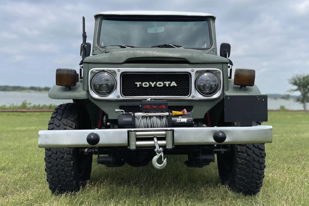 1982 Toyota J40 Land Cruiser - Image 2 of 31