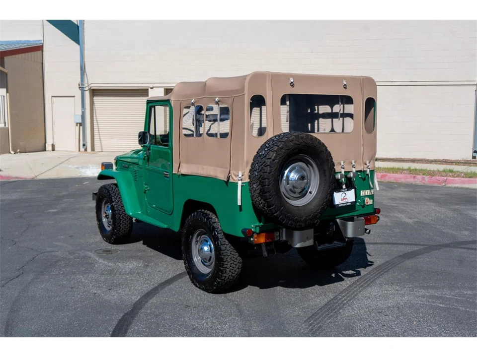1982 Toyota J40 Land Cruiser - Image 5 of 25