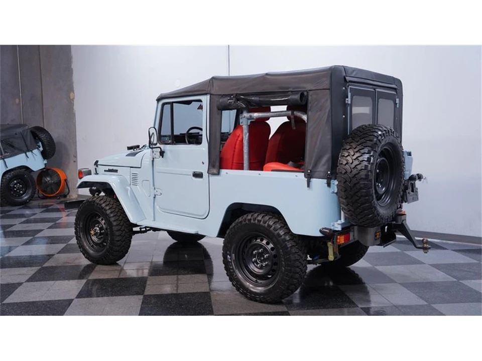 1982 Toyota J60 Land Cruiser - Image 7 of 31