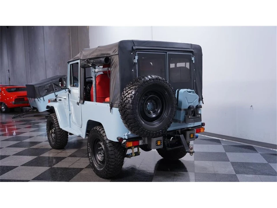 1982 Toyota J60 Land Cruiser - Image 8 of 31