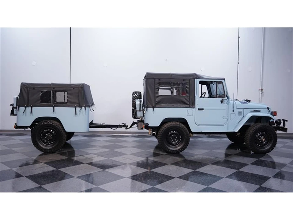 1982 Toyota J60 Land Cruiser - Image 12 of 31