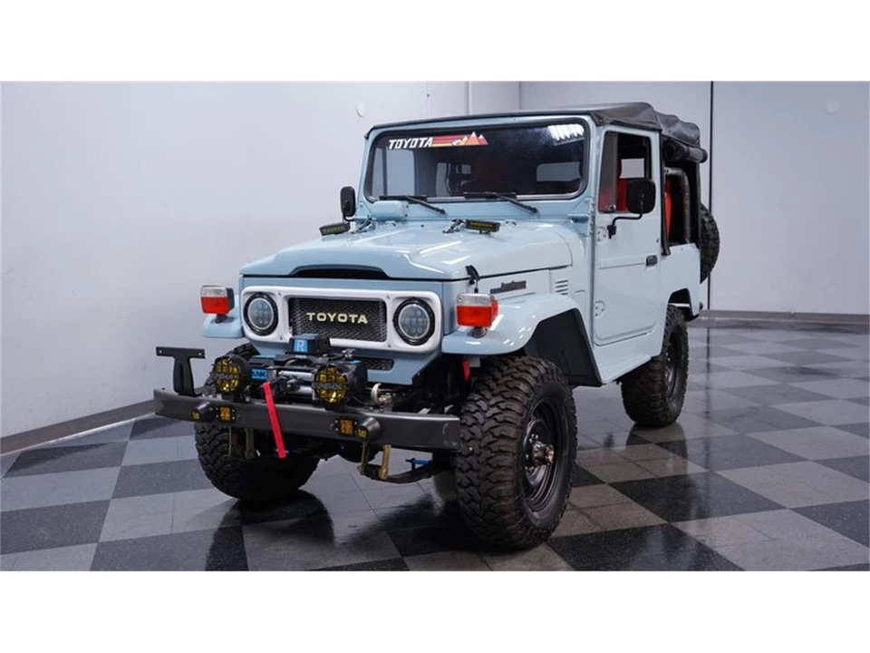 1982 Toyota J60 Land Cruiser - Image 16 of 31
