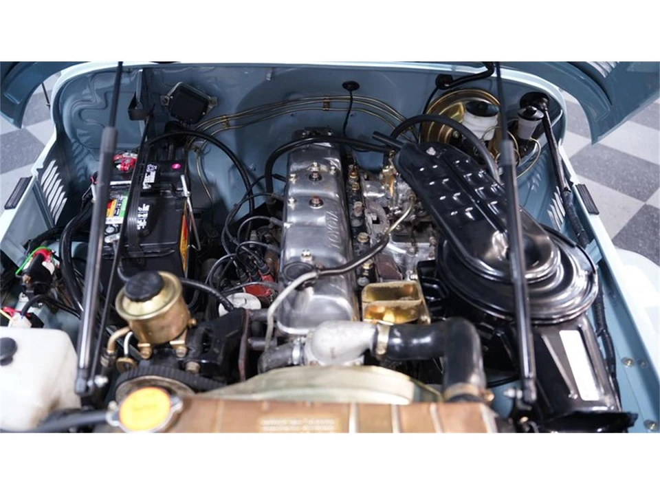 1982 Toyota J60 Land Cruiser - Image 3 of 31