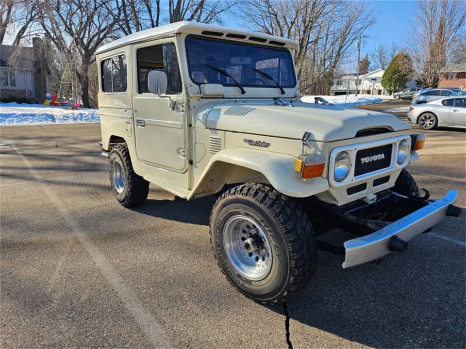 1982 Toyota J60 Land Cruiser - Image 3 of 31