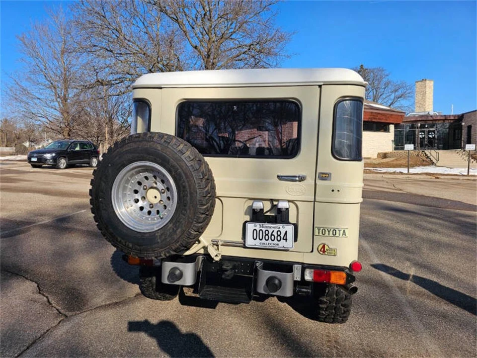 1982 Toyota J60 Land Cruiser - Image 6 of 31