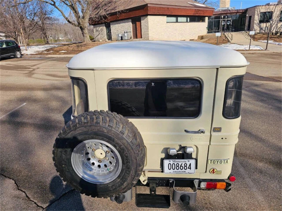1982 Toyota J60 Land Cruiser - Image 11 of 31