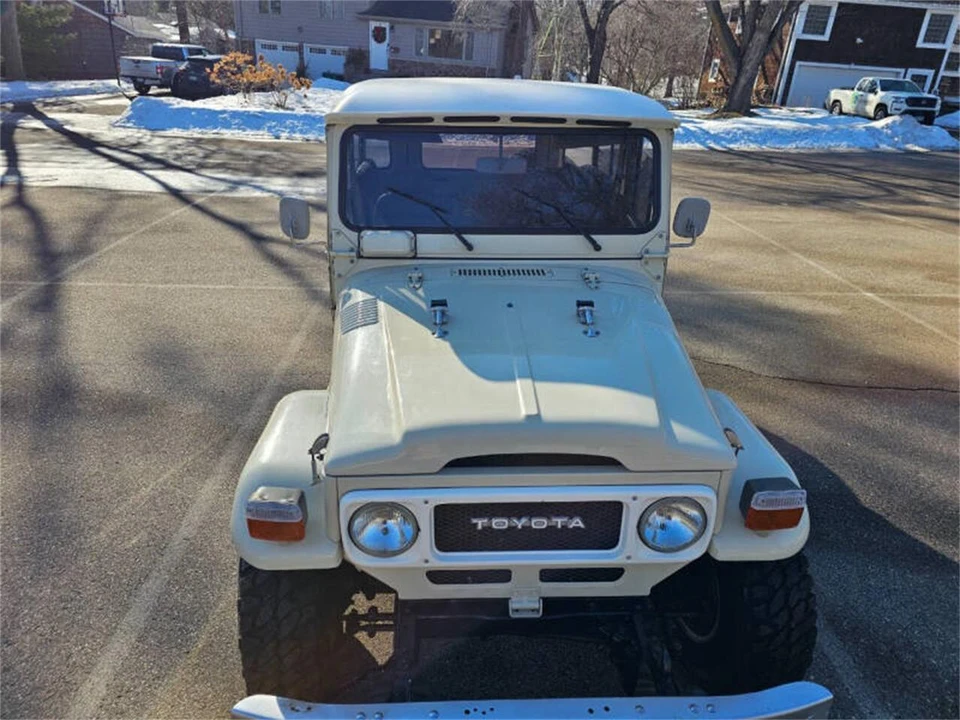 1982 Toyota J60 Land Cruiser - Image 15 of 31