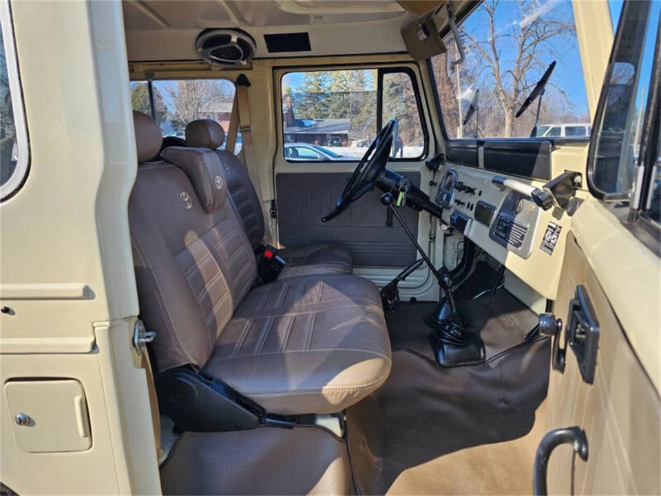 1982 Toyota J60 Land Cruiser - Image 18 of 31