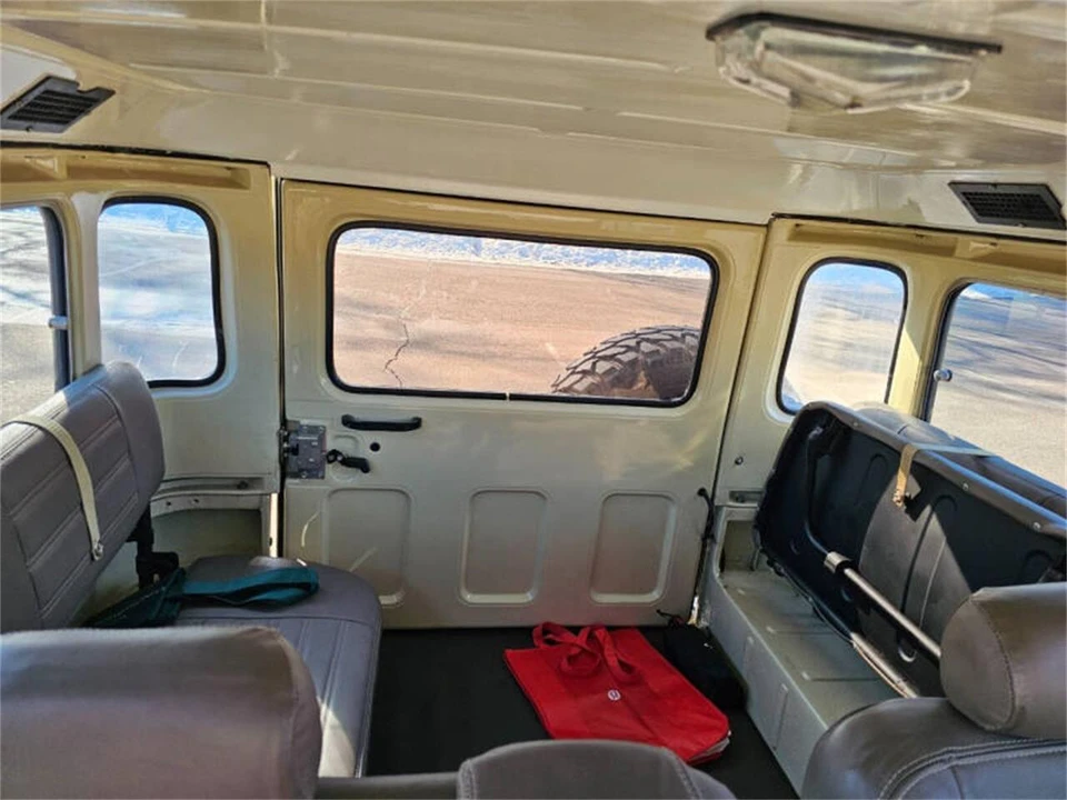 1982 Toyota J60 Land Cruiser - Image 20 of 31