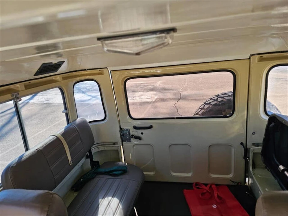 1982 Toyota J60 Land Cruiser - Image 25 of 31