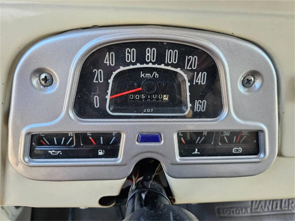 1982 Toyota J60 Land Cruiser - Image 26 of 31