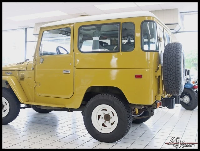 1982 Toyota J60 Land Cruiser - Image 9 of 31