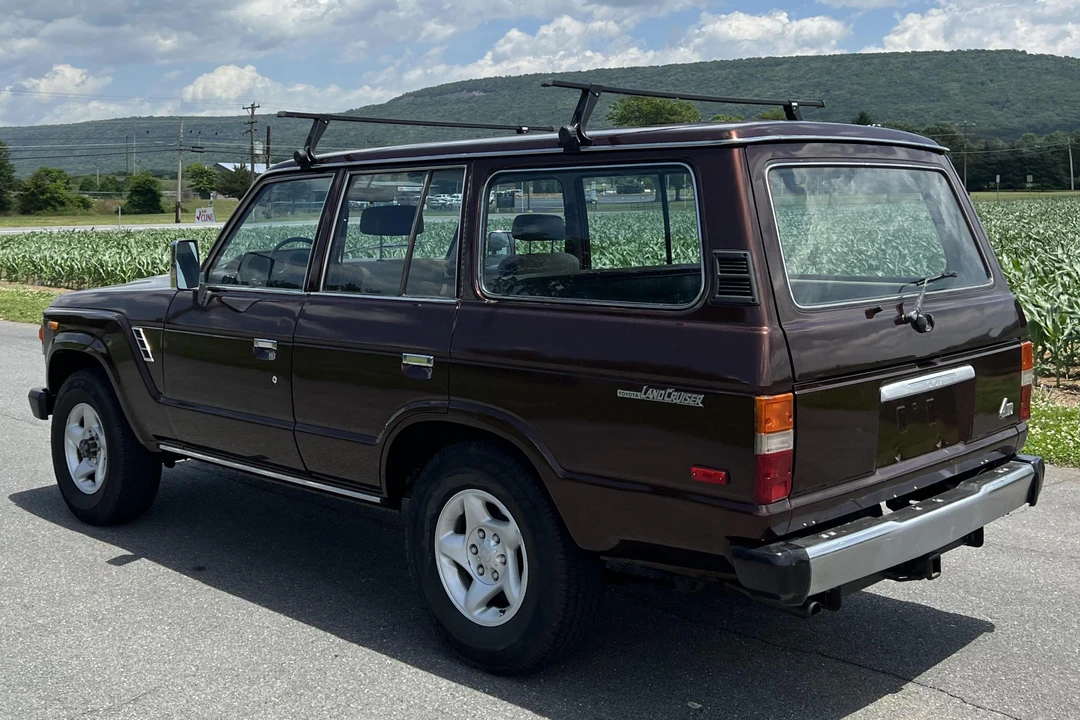 1982 Toyota J60 Land Cruiser - Image 12 of 31