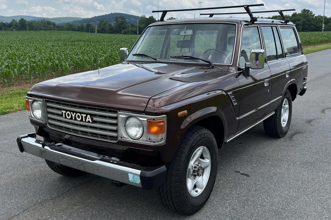 1982 Toyota J60 Land Cruiser - Image 7 of 31