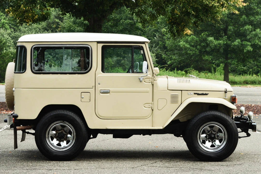 1982 Toyota J40 Land Cruiser - Image 3 of 20