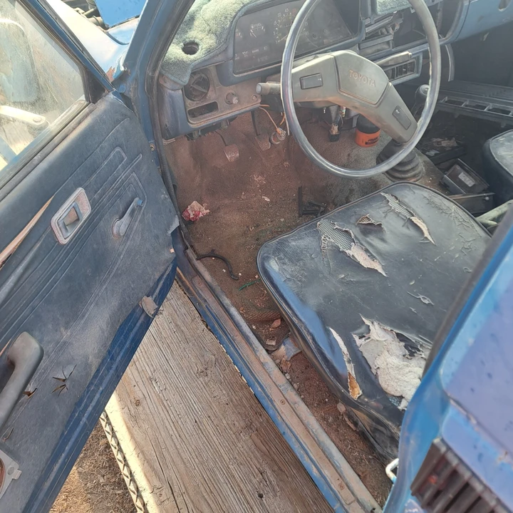 1982 Toyota Hilux 3rd Gen - Image 13 of 18