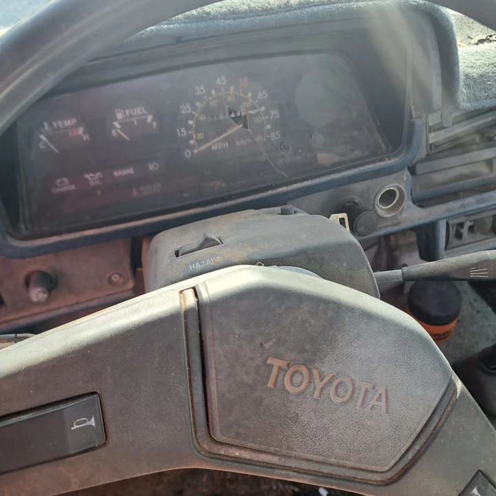 1982 Toyota Hilux 3rd Gen - Image 14 of 18