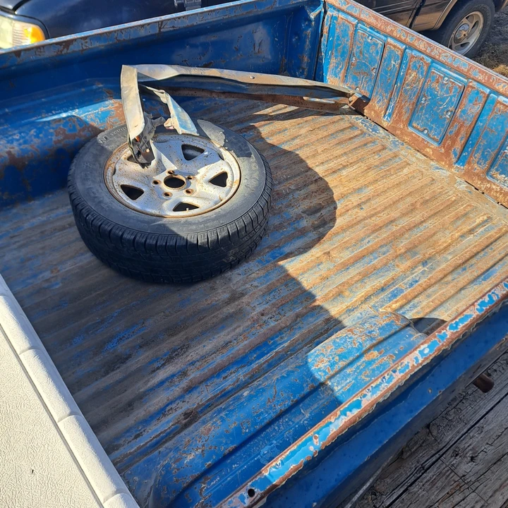 1982 Toyota Hilux 3rd Gen - Image 11 of 18
